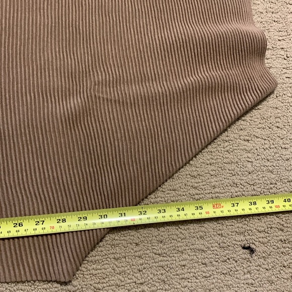 Wynne Layers Marlawynne tan crop top Large - Picture 7 of 11